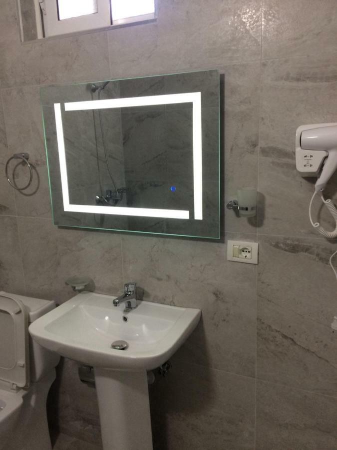 Merkaj Hotel Berat Eksteriør bilde